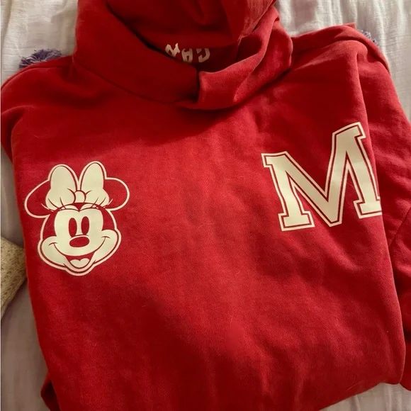 NWT Gap Disney Minnie Oversized Hoodie Red Varsity Fleece Sweatshirt Size M - Picture 3 of 4